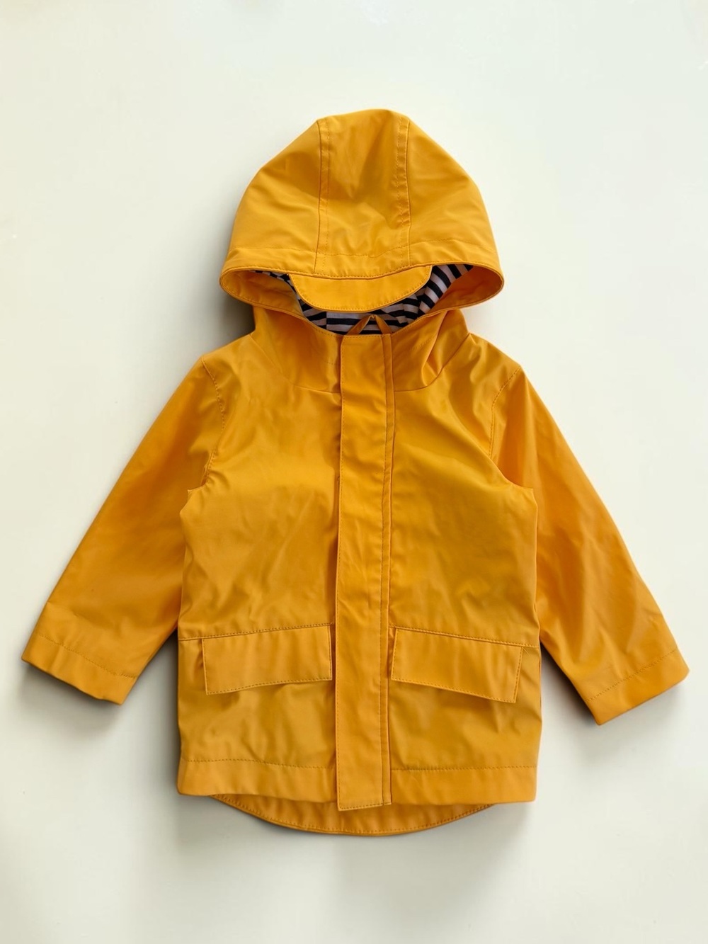 CAT & JACK VGUC Classic Yellow Raincoat